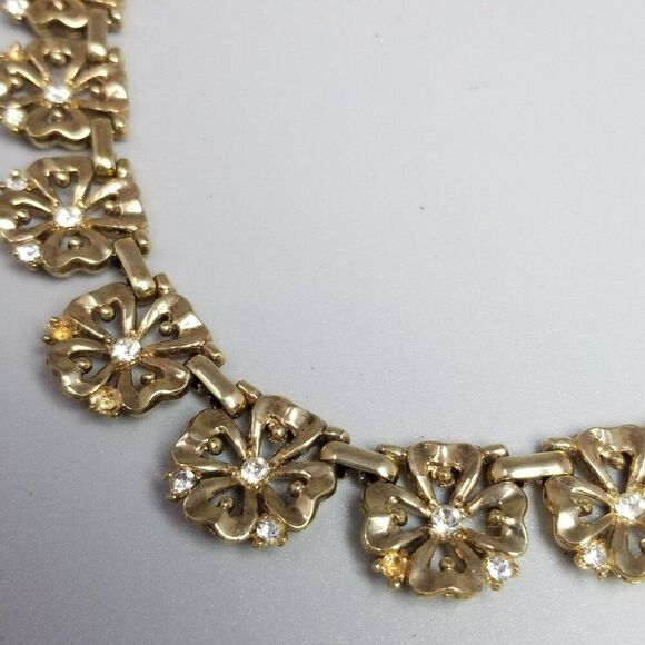 Vintage Trifari Pat Pend Signed Alfred Philip Gold Tone Flower Panel Necklace - Picture 3 of 10